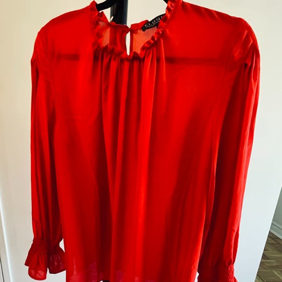 Red  blouse with gathered long sleeves - Picture 6 of 7